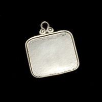 Sterling Silver Rounded Square Pendant with Raised Edge Sterling Silver Rounded Square Pendant with Raised Edge