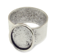 Plated Silver Adjustable Ring w/Oval 14mm x 10mm Bezel Plated Silver Adjustable Ring w/Oval 14mm x 10mm Bezel