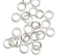 Sterling Silver 3.5mm I.D. 18 Gauge Jump Rings, pack of 50 Sterling Silver 3.5mm I.D. 18 Gauge Jump Rings, pack of 50
