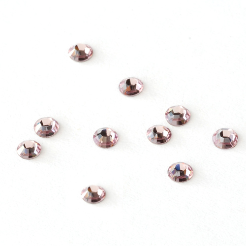 2.6mm Swarovski Flat Back Crystals, Light Amethyst (10pk) 2.6mm Swarovski Flat Back Crystals, Light Amethyst (10pk)