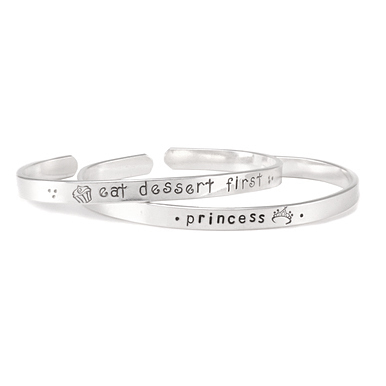 Say It On Your Wrist Online Class with Lisa Niven Kelly
