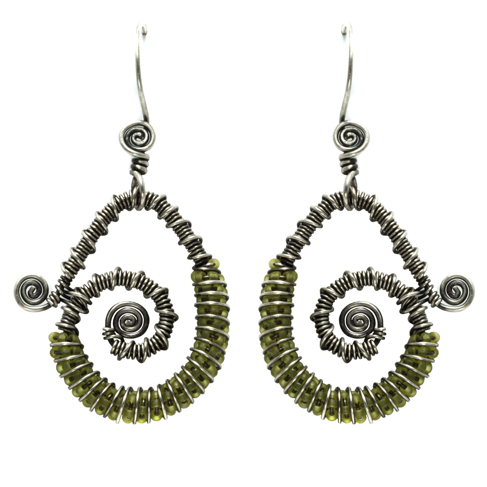 Continuum Earrings Online Class with Lisa Niven Kelly