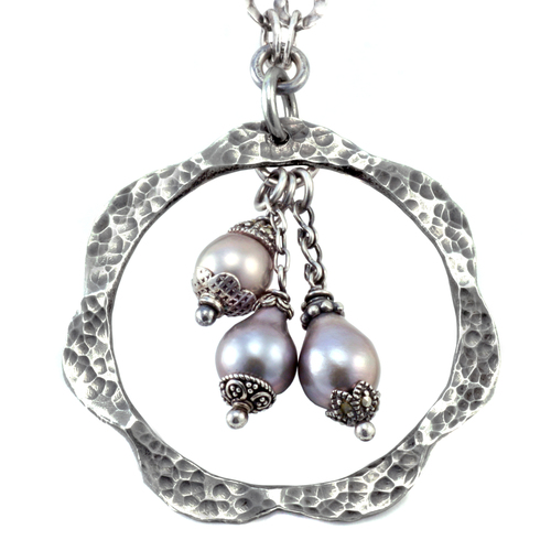 Dewdropnecklace_dark_pearl