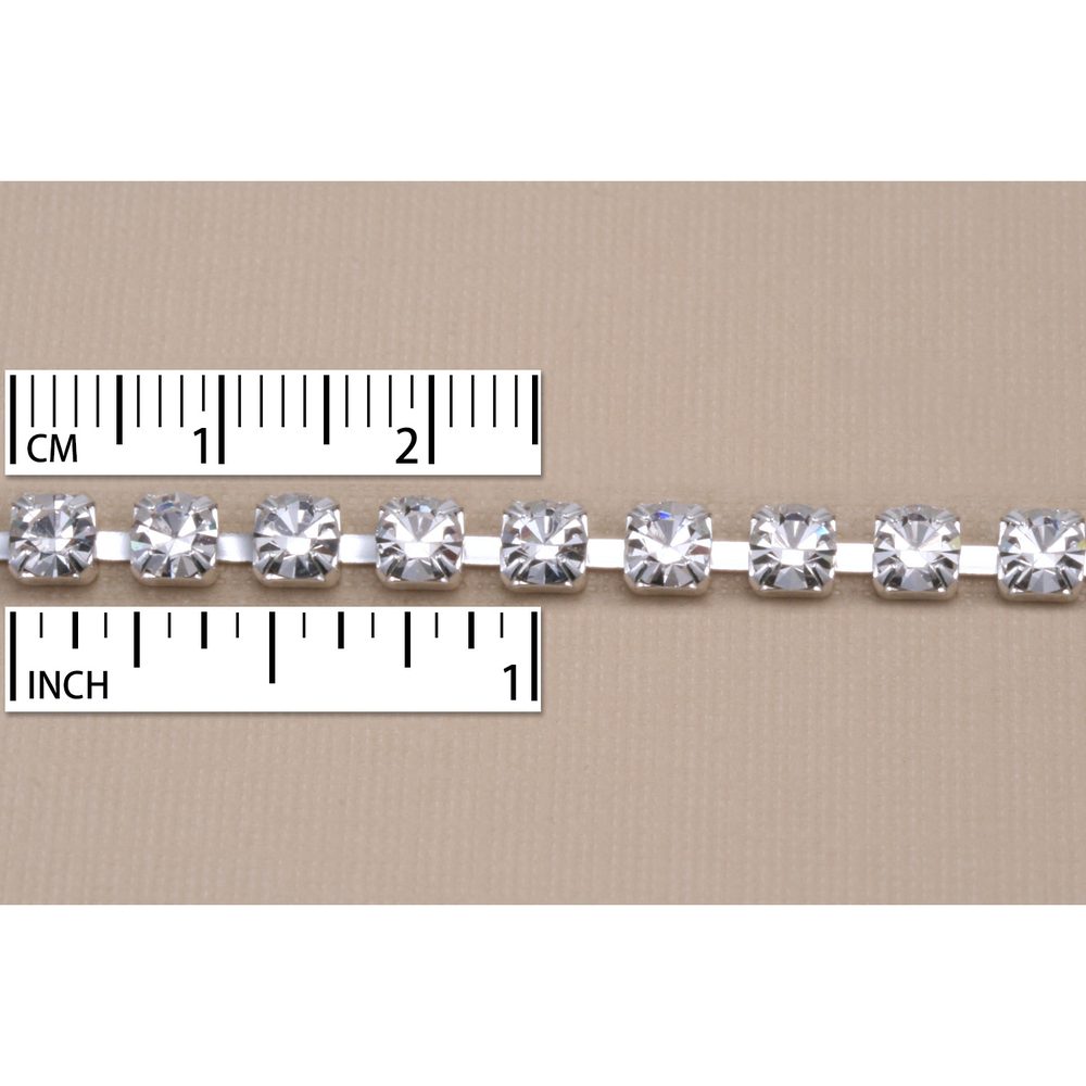 Chain & Clasps Crystal Cup Chain, Silver Plated, 4mm round, Crystal, by the Foot